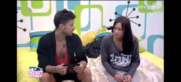 Emilie et Vincent dans Secret Story 7, lundi 1er juillet 2013 sur TF1