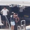 Tamara Ecclestone et son mari Jay Rutland, Petra Ecclestone et son époux James Stunt ont passé leurs vacances à bord d'un luxueux bateau, le Diamonds are for ever, au large de Capri, le 26 juin 2013
