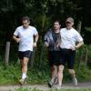 Accompagné par deux gardes du corps, Nicolas Sarkozy décompresse en faisant du jogging au Bois de Boulogne. Paris, le 5 juillet 2013.