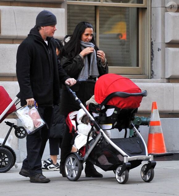Matt Damon avec sa famille à New York le 1er novembre 2013