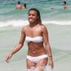 Melody Thornton (ex-Pussycat Dolls), en bikini sur la plage à Miami, le 10 juillet 2013.
