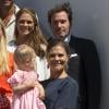 La princesse Victoria de Suède, avec sa petite princesse Estelle et l'ensemble de la famille royale suédoise, organisait le 15 juillet 2013 au palais Solliden une réception en l'honneur des sportifs récipiendaires de la bourse Victoria.