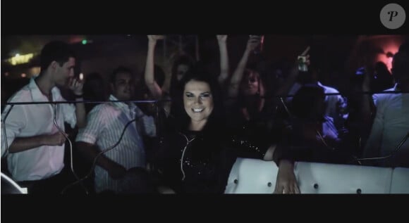 Liliana Cátia, soeur de Cristiano Ronaldo, aka Katia, chante et danse avec le sourire dans son nouveau clip Boom Sem Parar
