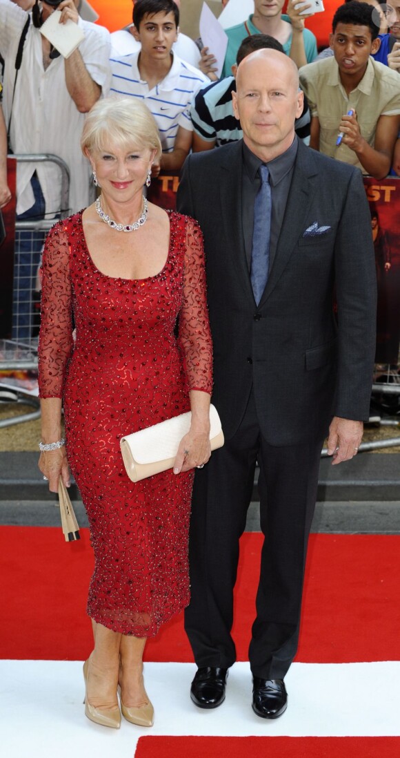 Helen Mirren et Bruce Willis lors de l'avant-première du film Red 2 à Londres le 22 juillet 2013
