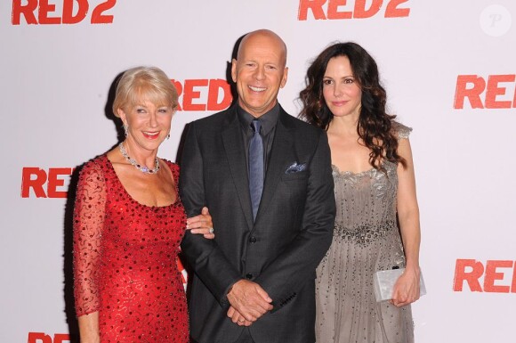 Helen Mirren, Bruce Willis et Mary-Louise Parker lors de l'avant-première du film Red 2 à Londres le 22 juillet 2013