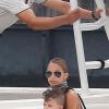 Nicole Richie et son fils Sparrow à Saint-Tropez. Le 22 juillet 2013.