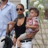 Nicole Richie et son fils Sparrow se promènent dans les rues de Saint-Tropez. Le 22 juillet 2013.