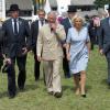 Le prince Charles et Camilla Parker Bowles, duchesse de Cornouailles, en visite au Royal Welsh Show le 24 juillet 2013 à Builth Wells, au Pays de Galles.