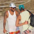 Le joueur brésilien Dani Alves en vacances à Formentera le 24 juillet 2013.