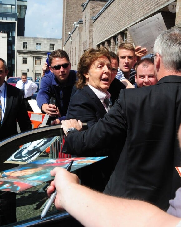 Paul McCartney au Liverppol Institute for Performing Arts, le 25 juillet 2013.