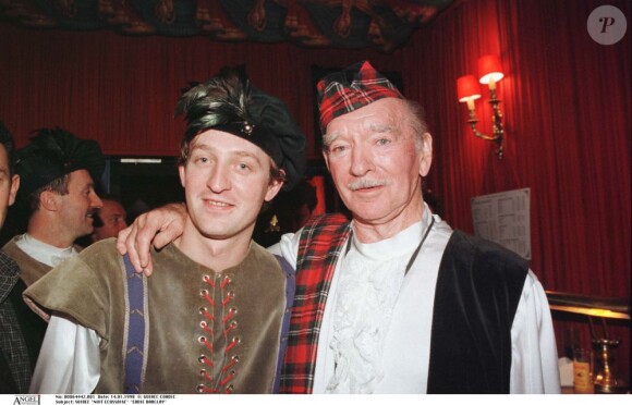 Eddie Barclay et son fils Guillaume lors d'une "nuit écossaise", le 14 janvier 1998.