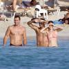 Le boxeur ukrainien Wladimir Klitschko passe des vacances avec des amis dont le tennisman espagnol Fernando Verdasco à bord d'un yacht a Formentera le 22 juillet 2013