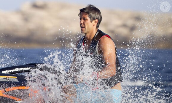 Le boxeur ukrainien Wladimir Klitschko passe des vacances avec des amis dont le tennisman espagnol Fernando Verdasco à bord d'un yacht a Formentera le 26 juillet 2013