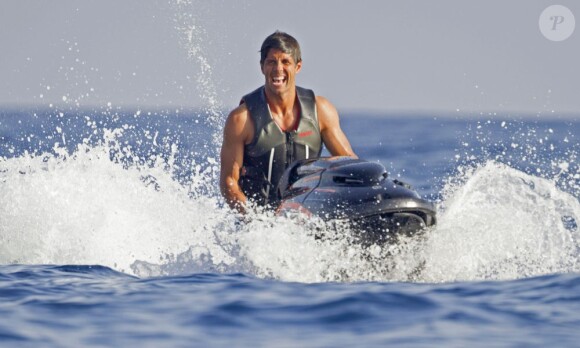 Le boxeur ukrainien Wladimir Klitschko passe des vacances avec des amis dont le tennisman espagnol Fernando Verdasco à bord d'un yacht a Formentera le 26 juillet 2013