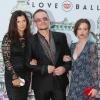 Bono sa femme Ali Hewson et sa fille Hewson Jordan au Love Ball organisé par Natalia Vodianova au profit de la Fondation "The Naked Heart" à l'Opéra Garnier à Monaco le 27 juillet 2013.