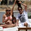 La belle Michelle Hunziker, enceinte, en vacances à Ibiza le 16 juillet 2013.
