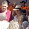 Le prince Felipe, la reine Sofia et l'infante Elena d'Espagne en visite à Andratx (pointe ouest de l'île de Majorque) dans la matinée du 31 juillet 2013 pour saluer les personnels de la lutte anti-incendies, sur le pied de guerre depuis plusieurs jours, et les populations déplacées suite aux incendies de la Sierra de la Tramuntana. Durant leur visite, un nouveau foyer s'est déclaré, heureusement vite maîtrisé.