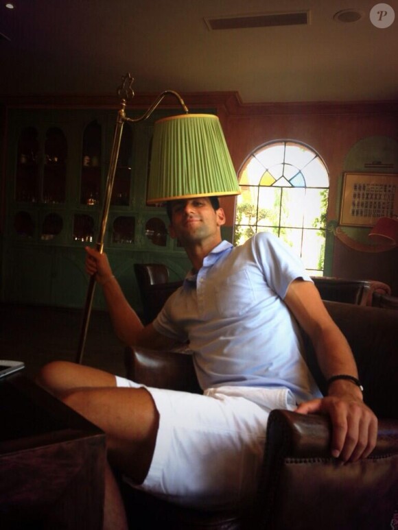 Novak Djokovic fait le malin en Corse à Calvi le 28 juillet 2013