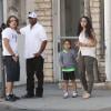 Prince Jackson en compagnie de sa petite amie Remi Alfalah et de la petite soeur de cette dernière en balade dans les rues de Los Angeles, le 31 juillet 2013.