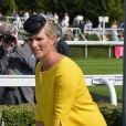 Zara Phillips, enceinte de son premier enfant, était très lookée lors du Ladies Day à l'hippodrome Glorious Goodwood de Chichester dans le West Sussex le 1er août 2013.