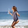 Natalia Proza en pleine séance photo pour la marque 138 Water à Zuma Beach. Malibu, le 6 aout 2013.