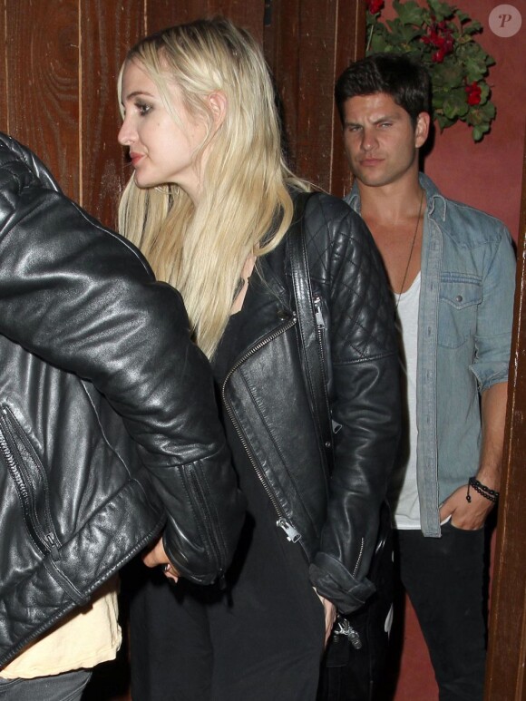 Ashlee Simpson et son petit ami Evan Ross se rendent au "Aventine Club" à Hollywood, le 9 août 2013.