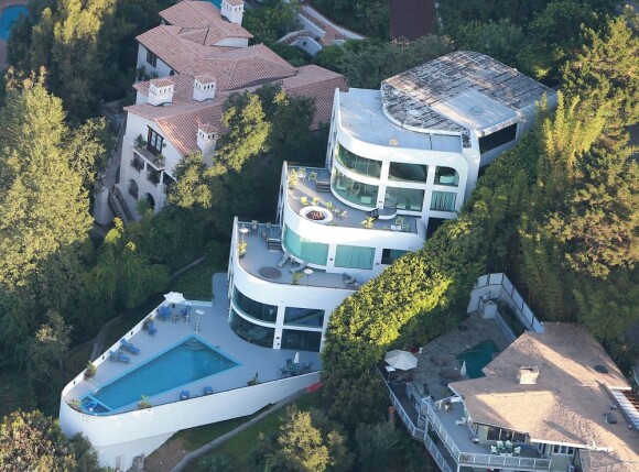 Le groupe One Direction a loué cette sublime maison à Los Angeles, le temps de leur escapade du 7 au 10 août 2013.
