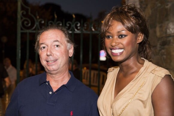 Philippe Chevallier et sa compagne Tiffany à Ramatuelle le 11 août 2013.