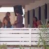 Kate Moss, sa fille Lila Grace, et son mari Jamie Hince vont déjeuner à Formentera, le 13 aout 2013.
