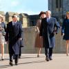 Le prince Andrew et ses filles Eugenie et Beatrice avec le comte et la comtesse de Wessex pour la messe de Pâques à Windsor le 31 mars 2013