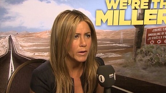Jennifer Aniston : Son hilarante interview avec le phénomène Chris Stark !
