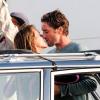 Helen Hunt et Luke Wilson en plein baiser sur le tournage du film "Ride" à Venice Beach, le 15 août 2013.