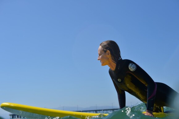 Helen Hunt sur le tournage du film "Ride" à Venice Beach, le 15 août 2013.