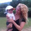 Shakira et son petit Milan, le 16 août 2013 en France.