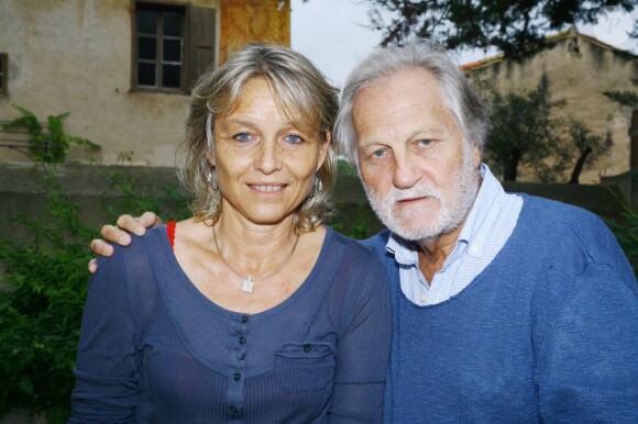 Jean-Jacques Debout et sa meilleure amie Véronique Olivie, vigneronne, lors du Festival Charles Trenet organisé à Narbonne, le 22 août 2013.