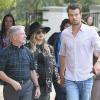 La chanteuse Fergie, enceinte et Josh Duhamel à la sortie de la messe le 24 août 2013.
