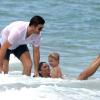 Robin Thicke, sa femme Paula Patton, et leur fils Julian, en vacances à Miami, le 28 août 2013.