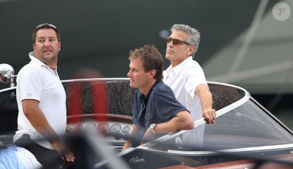 Exclusif - George Clooney et son ami Rande Gerber passent du bon temps en vacances, en balade en mer et détente chez Bono sur la côte d'Azur, à la villa d'Eze, le 19 août 2013.