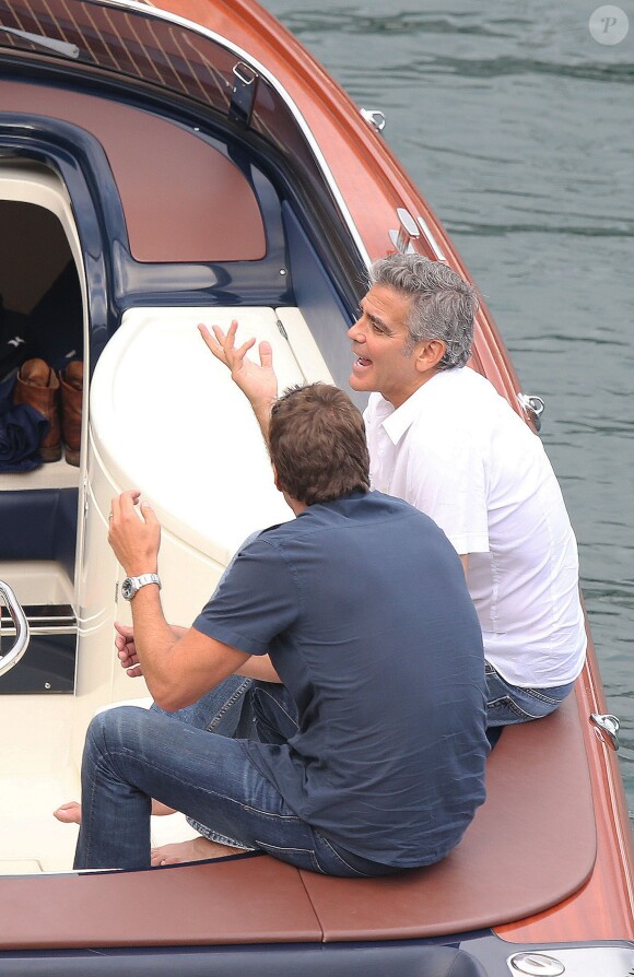 Exclusif - George Clooney et son ami Rande Gerber passent du bon temps en vacances, en balade en mer et détente chez Bono sur la côte d'Azur, à la villa d'Eze, le 19 août 2013.