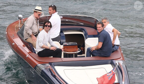 Exclusif - George Clooney et son ami Rande Gerber passent du bon temps en vacances, en balade en mer et détente chez Bono sur la côte d'Azur, à la villa d'Eze, le 19 août 2013.