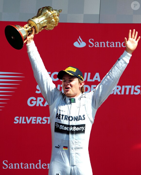 Nico Rosberg remporte le Grand Prix de Grande-Bretagne à Silverstone, le 30 juin 2013.