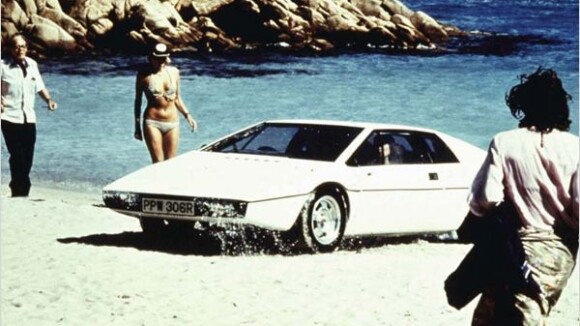 James Bond : Vente de la voiture sous-marine culte de ''L'espion qui m'aimait''