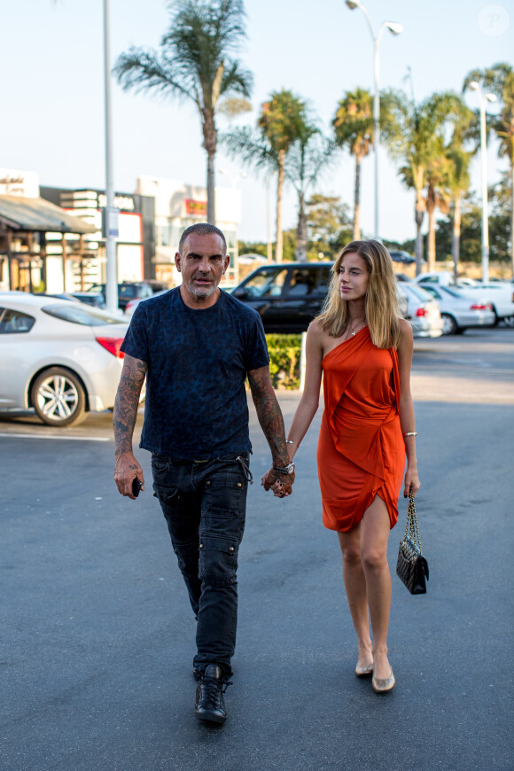 Christian Audigier et sa fiancée Nathalie Sorensen à Los Angeles, le 26 août 2013 - Exclusif