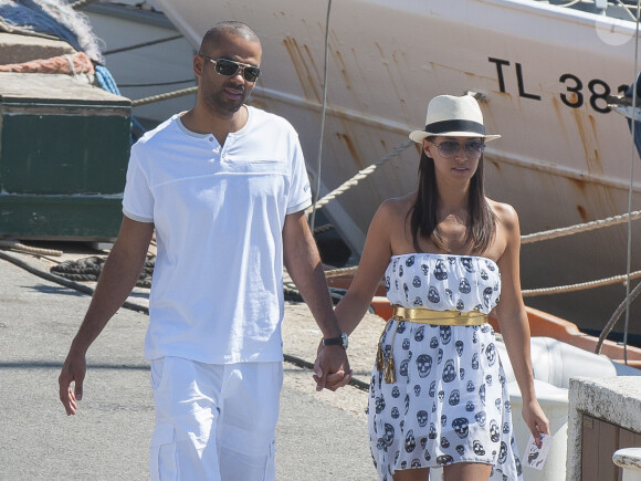 Tony Parker et sa compagne Axelle à Saint-Tropez le 20 août 2013