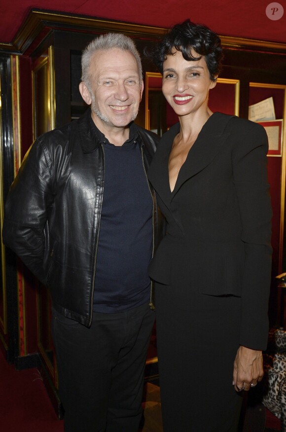 Exclusif - Jean Paul Gaultier et Farida Khelfa lors de la première de la pièce "Divina" au théâtre des Variétés à Paris, le 13 septembre 2013.