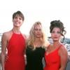 Alexandra Paul, Pamela Anderson et Yasmine Bleeth d'Alerte à Malibu à Los angeles le 24 octobre 1994.