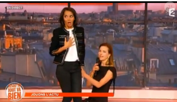 Sophia Aram et Carole Bouquet dans Jusqu'ici tout va bien sur France 2 le lundi 16 septembre 2013