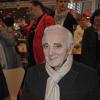 Charles Aznavour au Salon du Livre de Paris, le 17 mars 2012. 