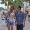 Vanessa Lawrens des Anges de la télé-réalité 5 et son petit ami le chirurgien esthétique Benjamin Azoulay profitent de leurs vacances à Barcelone, le 12 juillet 2013.
