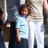Emme et Max, les enfants de Jennifer Lopez, se promènent avec leurs nounous à Los Angeles. Le 17 septembre 2013.